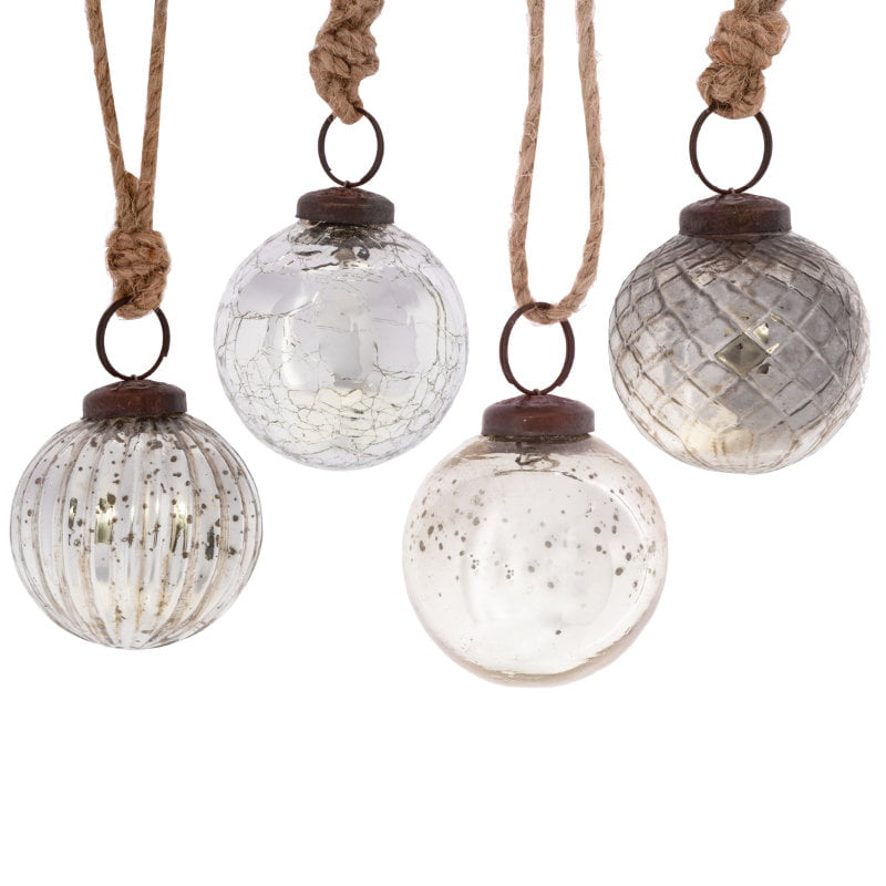 Silver crackle glass baubles 4 hanging down